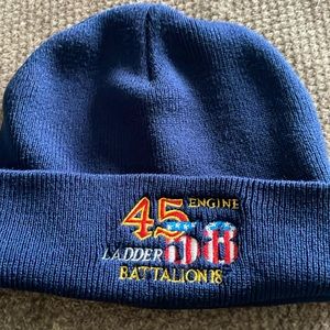 45 Engine ladder 58 Battalion 18 knit hat/ vintage